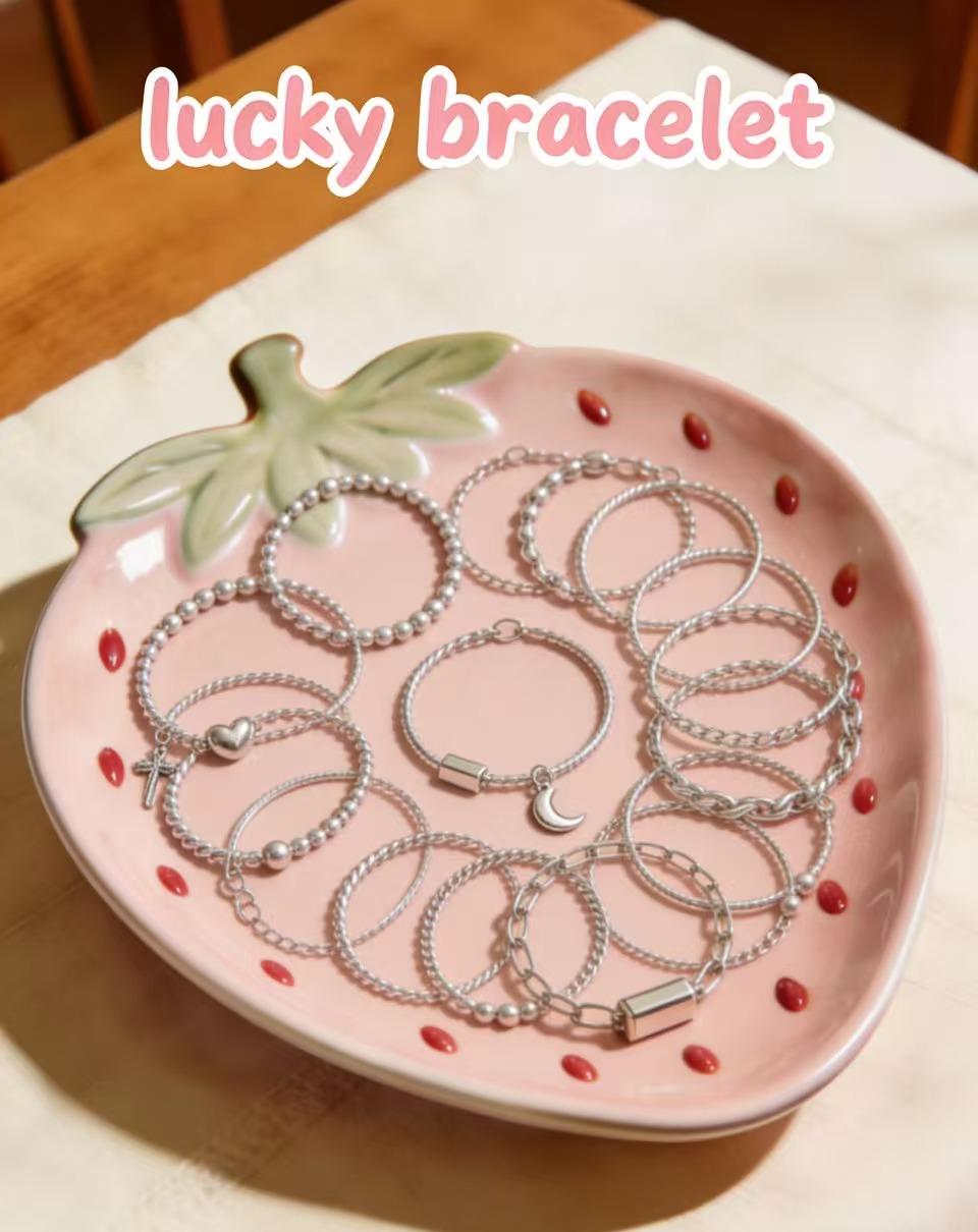 Lucky Bracelate
