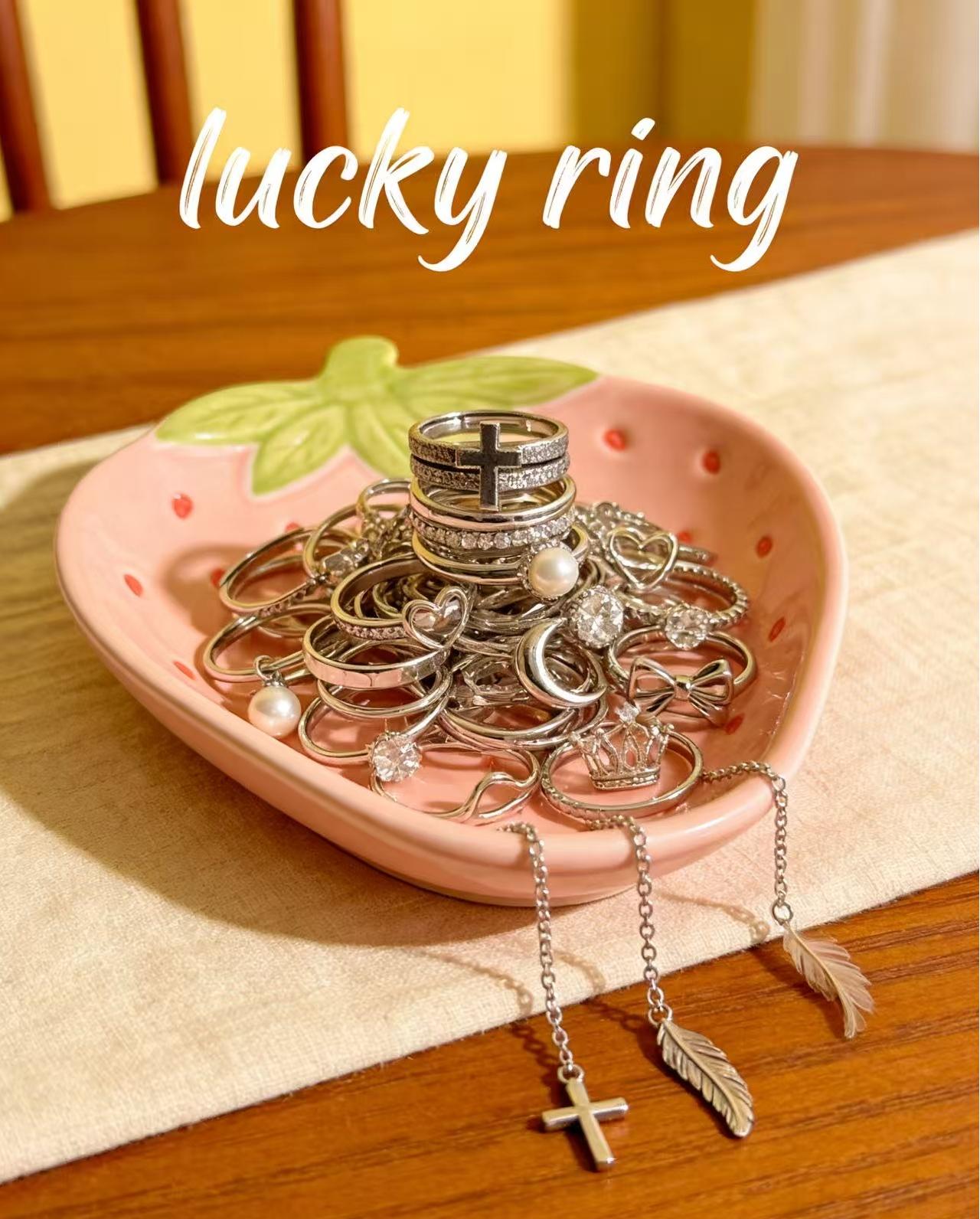 Lucky Ring